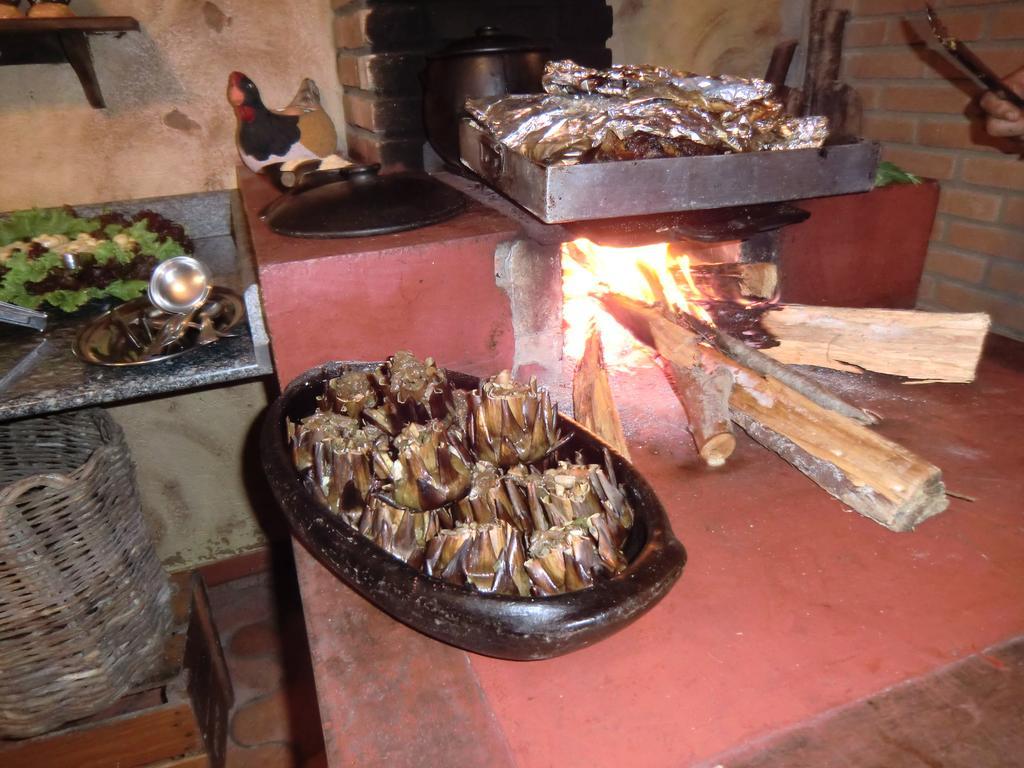 Pousada Recanto Dos Pinheiros Pilar do Sul Esterno foto